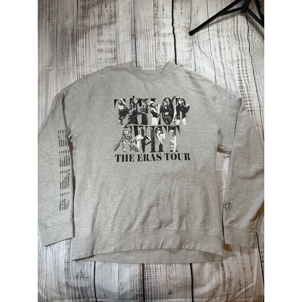 2023 Taylor Swift The Eras Tour Official Crewneck Heather Gray Sweatshirt XL